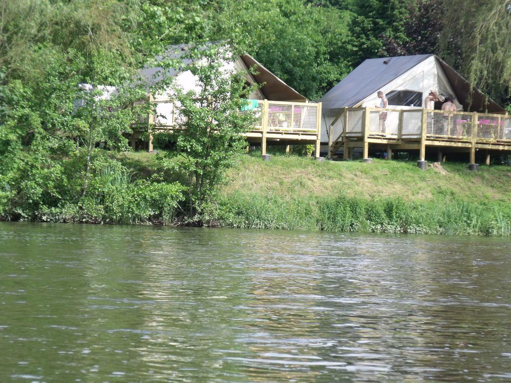 Camping Des Ribieres Confolens Dış mekan fotoğraf