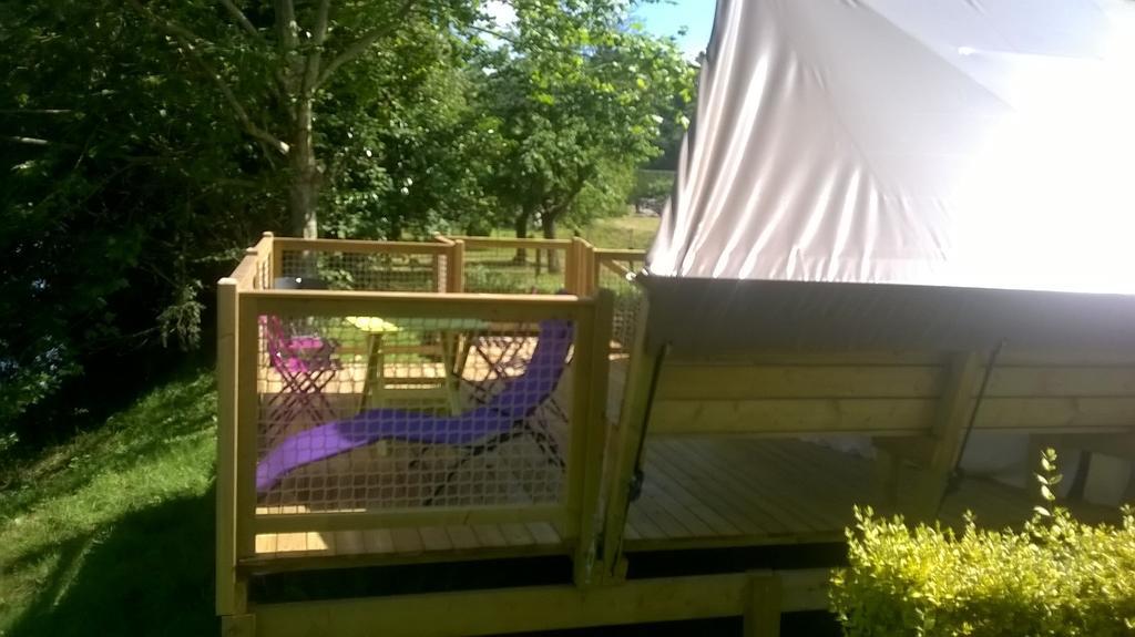 Camping Des Ribieres Confolens Dış mekan fotoğraf