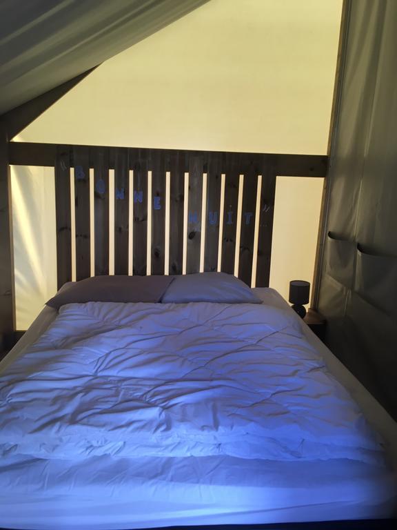 Camping Des Ribieres Confolens Dış mekan fotoğraf