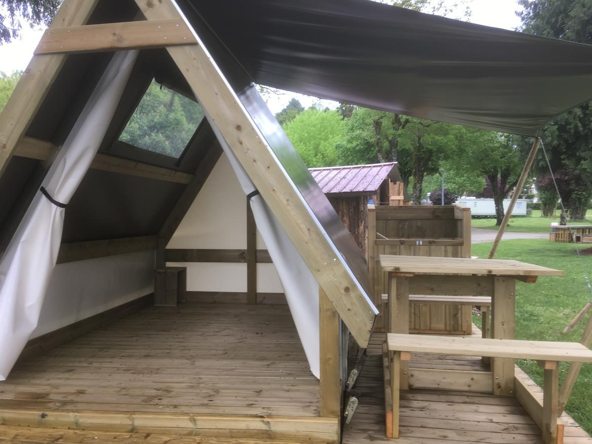Camping Des Ribieres Confolens Dış mekan fotoğraf